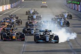 Analisi e risultati di quanto si è visto nel gp del giappone 2019. Gp Azerbaijan Verstappen A Muro Sbaglia Hamilton Vince Perez