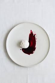 Probiotisches Kokoseis Mit Holunderbeerensirup Krautkopf Coconut Ice Cream Ice Cream Photography Food Plating