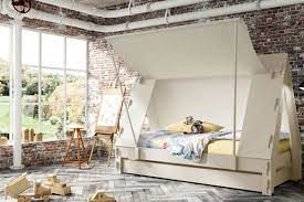 睡覺不無聊 兒童床變身樹屋 露營車 a day magazine 時尚生活雜誌 cool beds for kids tent bedroom bed tent