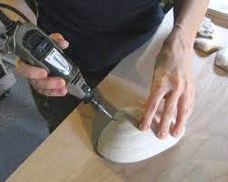 How To Drill Shells Dremel Crafts Seashell Ornaments Shell Garland