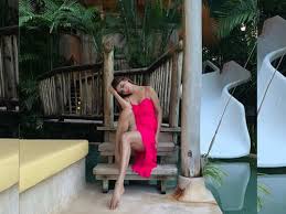 Read more jaldi bhejo gaana / jaldi bhejo gaana : She S Sexy And She Knows It Mouni Roy Slays It With Her Sizzling Pictures From Her Thailand Vacay The Times Of India