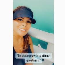 Lissette Herrera's Instagram, Twitter & Facebook