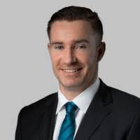 300+ perfiles de «Pittman»