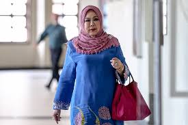 Tan sri nadzmi berasal dari kota bharu, kelantan dan lahir pada 1 mei 1954. Former Education Ministry Sec Gen Insists Couldn T Inform Najib On Solar Hybrid Project Irregularities Since Bound By Public Service Hierarchy Nestia
