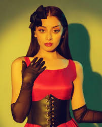 Pakistani Actress, Alizeh Shah Looks Like BLACKPINKs Lisa In Pics, Netizen  Says, Plastic Beauty..