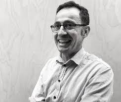 Tom Katz's Instagram, Twitter & Facebook