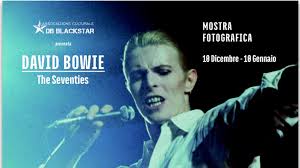 Meglio perciò scegliere qualcosa per arredare la casa, ad esempio un oggetto in vetro di murano: Il Ricordo Di Iman Per I 25 Anni Di Matrimonio Con David Bowie Guarda Rockol