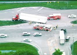 Electric car that no one appeared to be driving crashed late saturday in texas, erupting into flames and killing the two passengers, according to local authorities. Roof Sheared Off Of Tesla In Fatal Crash With Turning Semi Truck