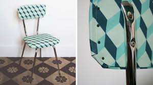 Comment Relooker Ses Chaises De Cuisine Chaise Cuisine Relooking De Chaise De Cuisine Relooking De Chaise