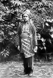 Your account balance will go up to reflect the fact. Malay Nobleman With Pending Belt Buckle Ancient Dress Old Photos World Cultures