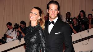 Well, as of this year, tom brady has a net worth of approximately $250 million. Who S Richer These Sports Stars Or Their Significant Others Slide 0 Gobankingrates