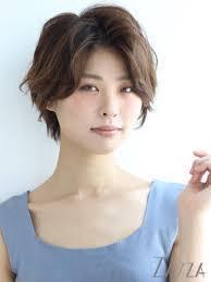 Short bounces are as yet one of the most famous short haircuts for ladies. 28 Japanese Style Short Haircuts To Get Inspiration For Your Next Hairstyle