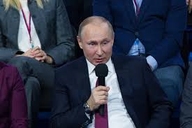 Об этом президента просил роспотребнадзор. Vladimir Putin Obyavil Ob Okonchanii Vyhodnyh Dnej V Rossii