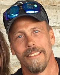 Lynn Denlinger's Instagram, Twitter & Facebook