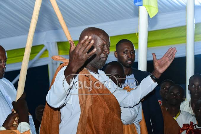 Omusuuga Prince Charles Kamurasi receives Omukama Oyo's ...