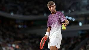 French Open 2026 live updates: Quarterfinals latest as Cobolli battles Auger-Aliassime after Shnaider stuns Sabalenka