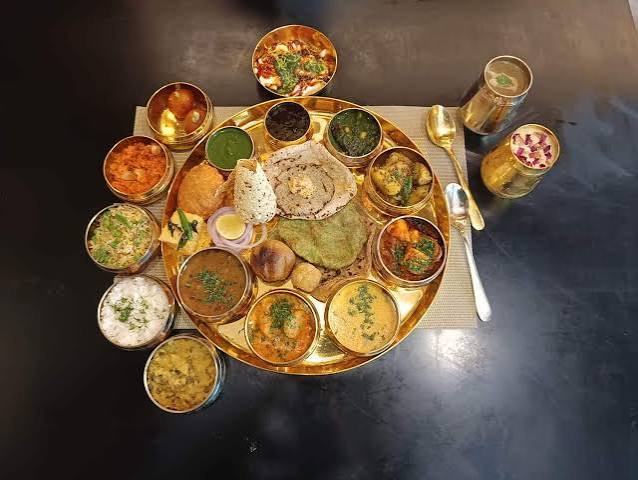 Rajasthani Thali in Jaisalmer — Where to Eat the Best Thali at Jor Bagh