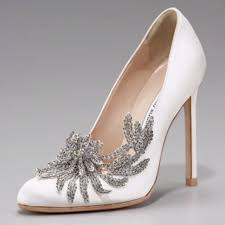 Breaking Dawn Finally Let S Talk The Dress Shoes Manolo Blahnik Heels Manolo Blahnik Wedding Shoes Manolo Blahnik
