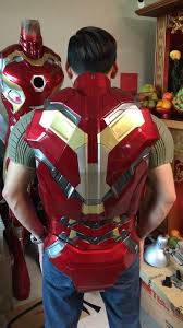 Iron man es el aspecto superior del pase de batalla de fortnite temporada 4. 100 Iron Man Armour Build Ideen Iron Man Rustung Iron Man Anzug