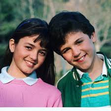 Hard to believe that exactly 31 years ago today, #TheWonderYears premiered  for the very first time...! Yep, Jan 31st, 1988
