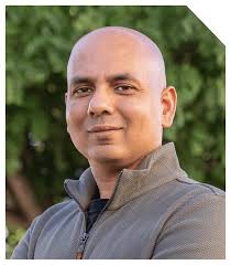 About Monarch Tractor