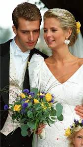Persondata name = jonsson, eva ulrika alternative names = jonsson, ulrika short description = television presenter, journalist date of birth = 16 august 1967 place of. Who Is Ulrika Jonsson Dating Ulrika Jonsson Boyfriend Husband