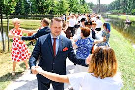 'czarnek, go to the devil'). Posel Czarnek Nie Przebiera W Slowach I Za To Pis Go Ceni Polityka Pl