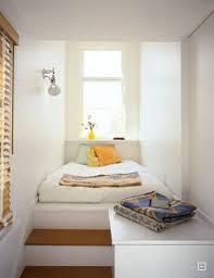 Cosy Box Room Idea And Could Have Loads Of Storage Underneath Potentially Use A Roll Away Futon To Use The Schmales Schlafzimmer Design Fur Zuhause Wohnen