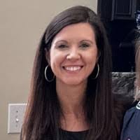 Leslie Marion's Instagram, Twitter & Facebook