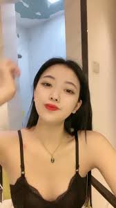 诺宝无敌—十二月十号 美女主播 免费情色 成人视频 火辣动感 脱衣舞 精彩大秀 极致诱惑