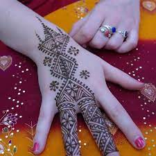 Scopri ricette, idee per la casa, consigli di stile e altre idee da provare. Cobalah 10 Rekomendasi Merek Henna Kualitas Terbaik Untuk Hasil Henna Memukau Dan Indah 2019