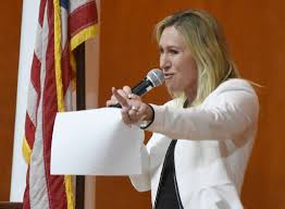 Marjorie taylor greene confronted democratic rep. Supporters Stand By Marjorie Taylor Greene At Dalton Town Hall Tv Reporter Kicked Out For Asking Question Chattanooga Times Free Press