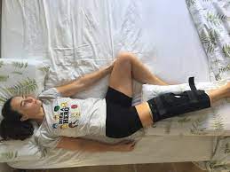 Como Dormir Despues De Una Operacion De Rodilla Padelfemenino