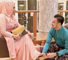 Terkejut ajim terjah aku di kampung tv terlajak laris. Alasan Dipecat Tak Munasabah Bekas Pa Jutawan Kosmetik Terkejut