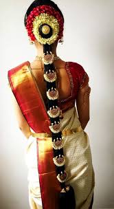12 Best South Indian Bridal Hair Styles For Your Big Day Indian Bridal Hairstyles Indian Bride Hairstyle South Indian Bride Hairstyle