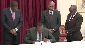 I president uhuru kenyatta my heart felt ki ki ki kiiiiiiiiiiiiiiiiiii @magufulijp and that's why i paused that long #ripmagufuli pic.twitter.com/hb8bpgwciv. Kenya S President Uhuru Welcomes Salary Cuts For Self State Officers Cgtn