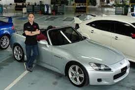 Dare to be a champion autobiography of lee chong wei books stationery books on carousell. Lee Chong Wei Car Collection 2021 Latest Car News Reviews Buying Guides Car Images And More Wapcar My