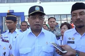 Lowongan kerja banyak dan informasi mudah diperoleh, tapi pekerjaan dinilai para pencari kerja sulit didapat karena perusahaan menerapkan kualifikasi tinggi. Menhub Ungkap Kesulitan Bangun Bandara Di Tana Toraja