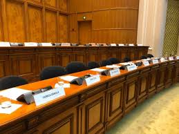 Parlamentarii au votat în majoritate împotriva guvernului dăncilă, 238 de voturi au fost în favoarea moțiunii de cenzură, din cele 245 exprimate. Guvernul Dancila A Picat Filmul Circului Din Parlament Pana La Trecerea Motiunii Mobile