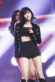 Bts Cung Hơn 100 Idol Binh Chọn Top đại Diện Nhan Sắc Kpop Twice Lấn At Black Pink Nhiều Gương Mặt Gay Bất Ngờ Nữ Thần Phụ Nữ Sooc Ngắn