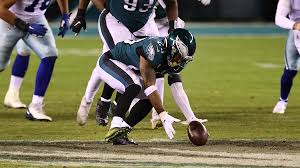 Elliott, who missed last week with a calf injury. Officials Explain Eagles Controversial Fumble Return Touchdown Vs Cowboys Sporting News
