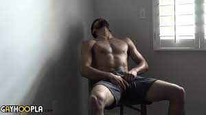 Gay Hoopla - Hairy solo guy Vinny Tesoro jerking his hard cock on camera -  HOMO.XXX