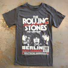 This album was the first recorded after former guitarist mick taylor quit in december 1974. The Rolling Stones Black Blue 1976 Europe Tour T Shirt Bear S Choice Web Shop