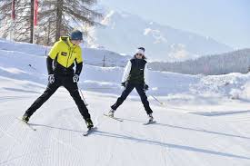 The binding is where your boot connects to your ski. Cross Country Biathlon School Seefeld Cross Country Academy