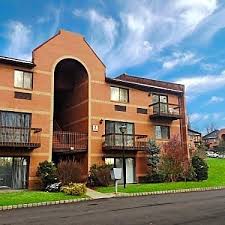 At Home Middletown Ny Store Hours In 2020 Imperial Gardens At Home Store Apartment Garden