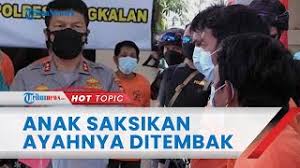 Jawaban tema 2 kelas 4 halaman 12. Mengapa Anak Tersebut Minum Mengapa Anak Tersebut Mandi Jawaban Tema 2 Kelas 4 Halaman 12 Tribun Padang