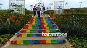 Batam menjadi salah satu gerbang keluar masuknya wisatawan. Pagi Ini Kebun Raya Batam Diresmikan Kesana Yuk Batampos Co Id
