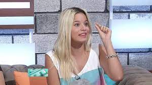Ex integrante de la banda rombai y ex novia de fer vázquez, su líder, acaba de lanzarse como solista. Ddiez Nota Con Fer Vazquez Y Emi Mernes De Rombai Youtube