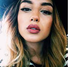 Is This Edgy Fashion Piercing Going Mainstream Piercing Cepto Piercing De Nariz Septo