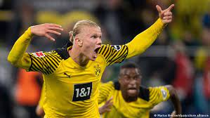 Leeds, inglaterra, reino unido, 21 de julio de 2000) es un futbolista noruego que juega como delantero en el borussia dortmund de la bundesliga de alemania. Bundesliga He S A Machine Dortmund S Erling Haaland Strikes At The Death Sports German Football And Major International Sports News Dw 27 08 2021